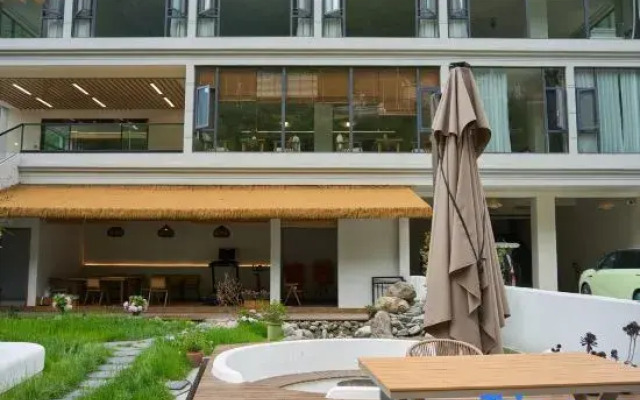 Li Lupanshan Yun Hotel