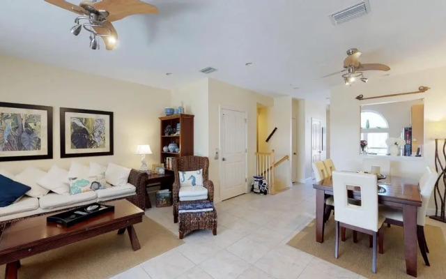 225 Bradenton Beach Club