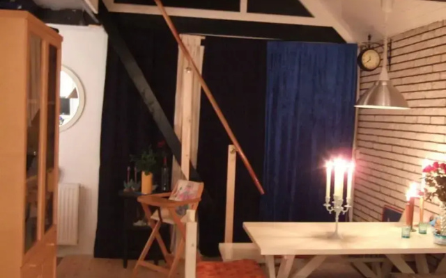 Peaceful Haven by the sea Modern Retreat