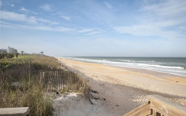 Summer Daze by Distinctive Beach Rentals