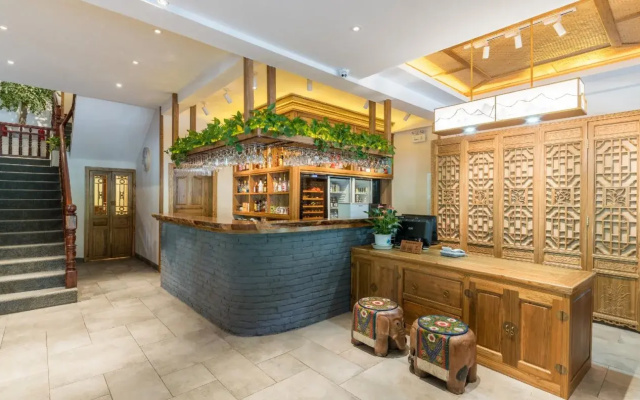Yangshuo Riverview Hotel