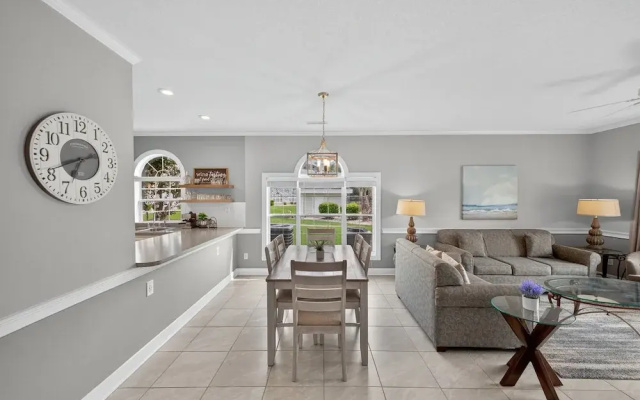 Magnolia Place 4695-102