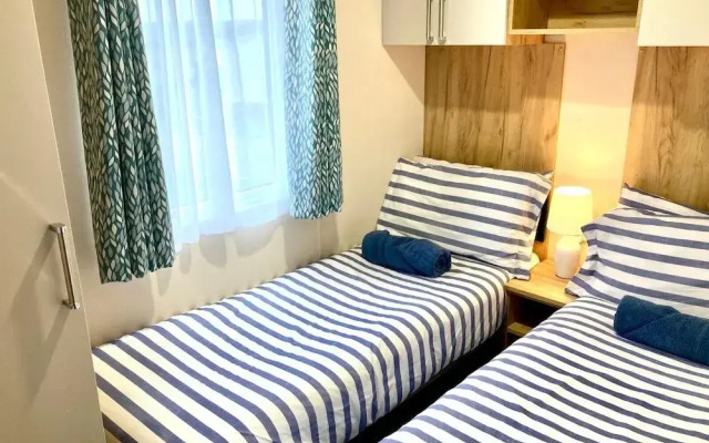 Luxurious Comfort at 102, Duckpool Lodge in Bude