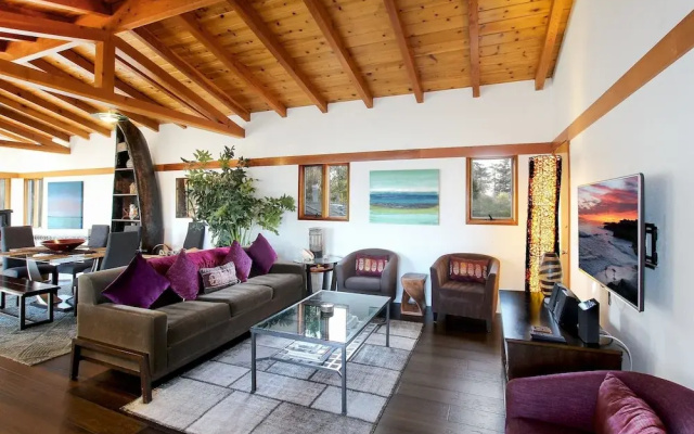 202 Pelton Ave Home