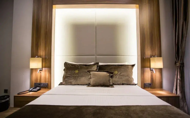 Bonne Sante Hotel