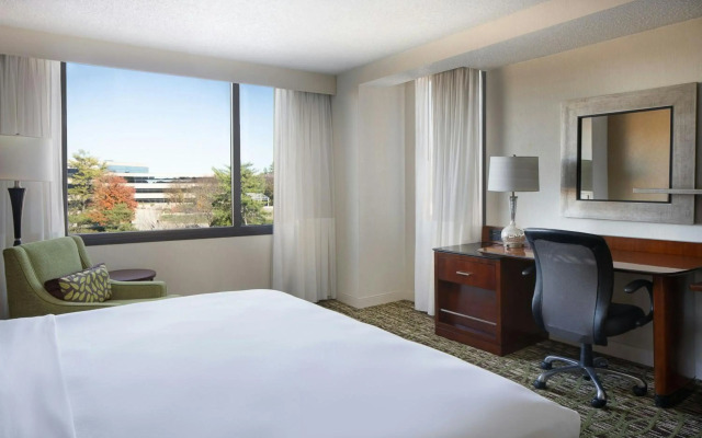 Marriott St. Louis West