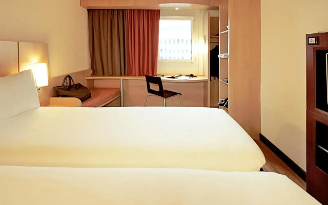 Ibis Providencia