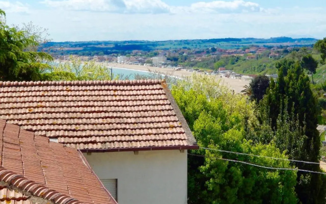 N93 - Numana, Deliziosa Mansarda in Centro Vista Mare