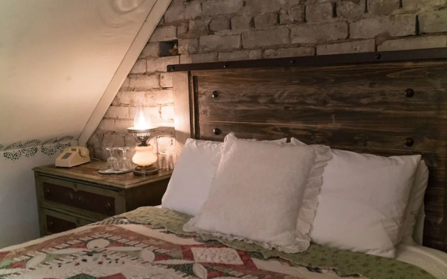 The Mulberry Inn