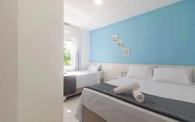 Stay With Pool Just Minutes From the Beach - CCR
