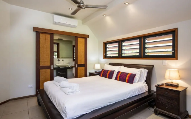 Pure Magnetic Villa 9
