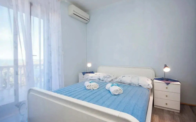 Beautiful Apartment Near Rtic Beach