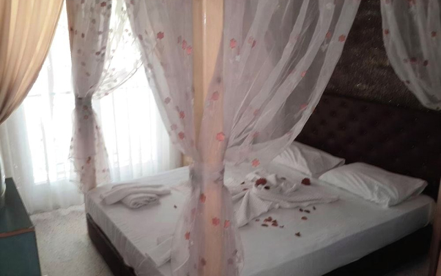 Selay Hotel