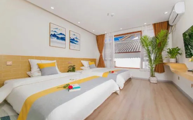 Snow Mountain Inn (Lijiang Xianglin Courtyard Branch)