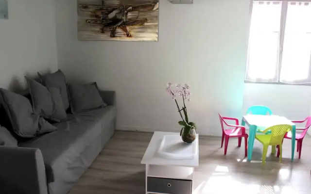 House With 2 Bedrooms in Champigny-sur-veude, With Enclosed Garden