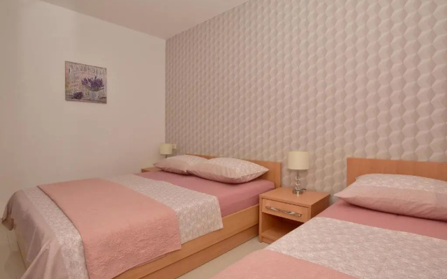 Ivana Apartments