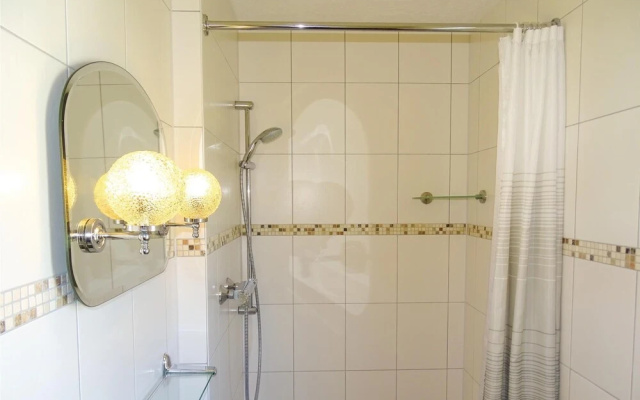 Awesome Home in Hohen Wieschendorf With 2 Bedrooms