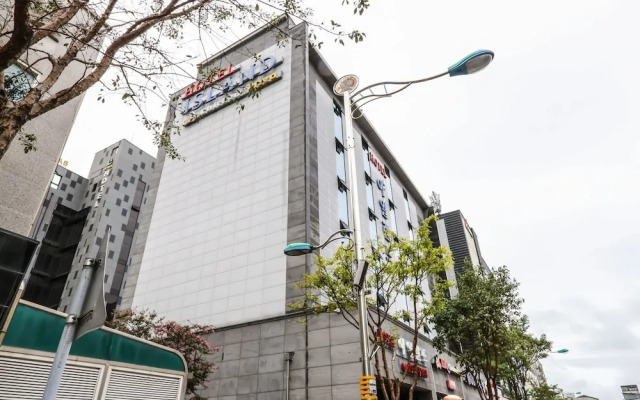 Daecheon Island Hotel