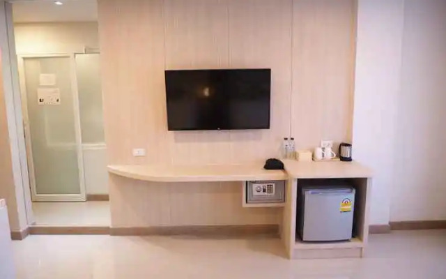 MALEE HOTEL (SHA Extra Plus)