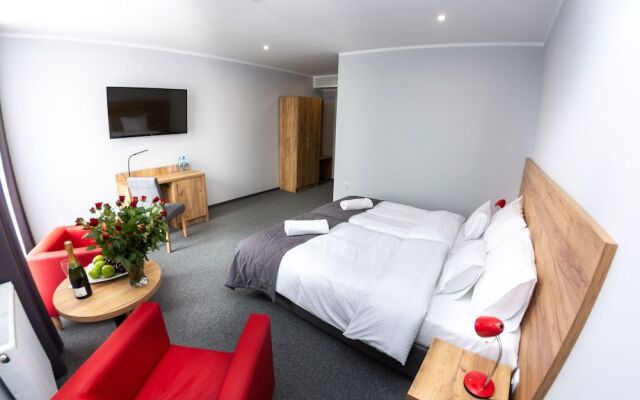 Hotel Seven