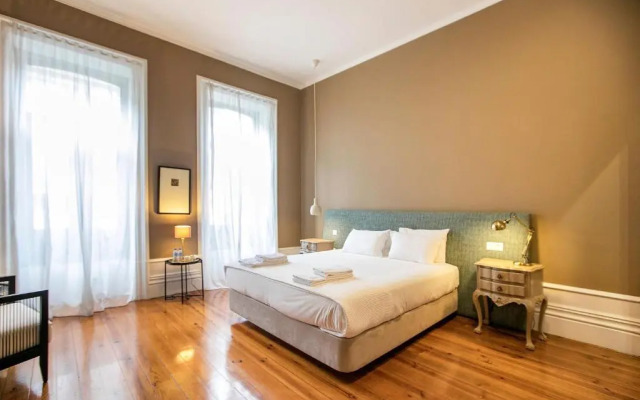 Guesthouse Bonjardim Suites