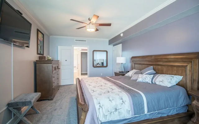 Sea Breeze 1011 Penthouse