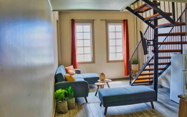CityViews/Spacious Mezzanine Apartment 6