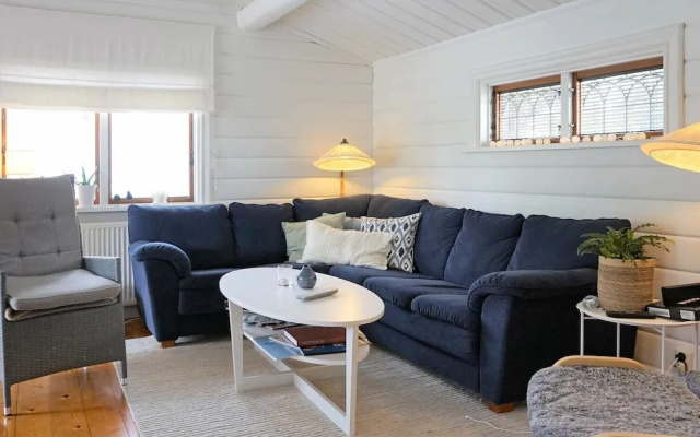 6 Person Holiday Home in Grebbestad