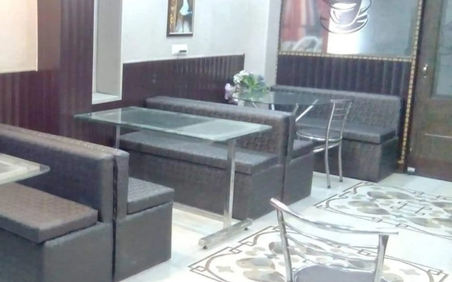 Hotel Shree G inn