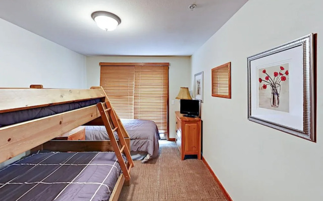 Ski-in/Walk-out Breckenridge Condo by RedAwning