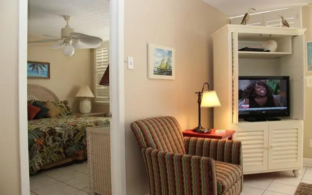 Gulf House 401