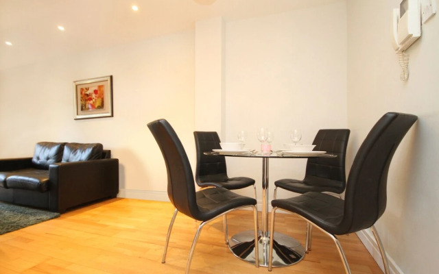 Coppinger Row Apartment