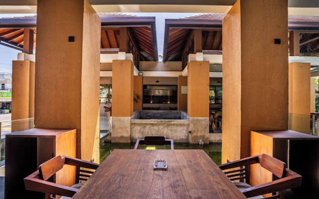 LUXTORI Arugambay