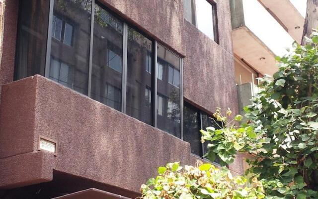 Отель Suites Polanco Мехико вид на фасад