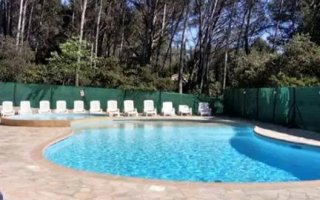 Studio Rdj Terrasse Piscine Sanary Sur Mer (Adults Only)