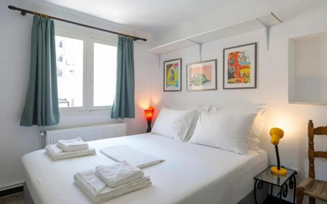 Enticing roof top studio in Athens centre! - EP9T
