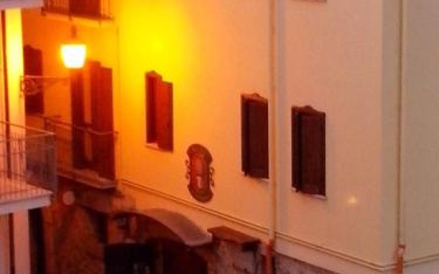 B&B LAntipapa
