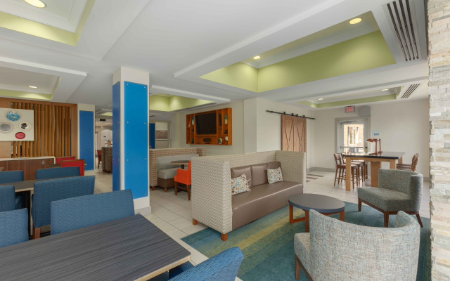 Holiday Inn Express Hotel & Suites Vestal by IHG