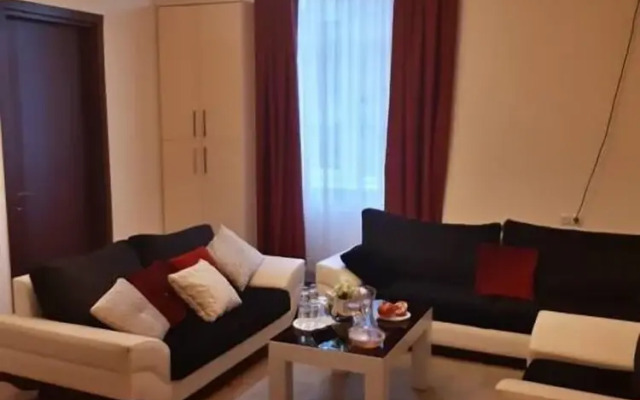 Tbilisi Center Delux Family Apartment
