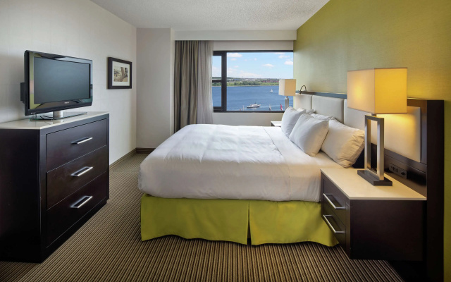 The Hollis Halifax a DoubleTree Suites by Hilton Hotel
