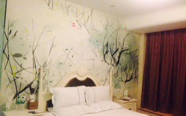 Chonpines Hotel (Shijiazhuang TV Wanda store)