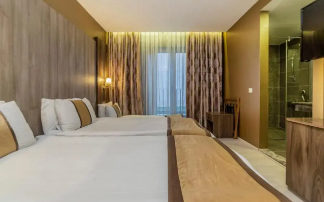 Royal Capital Thermal & Spa Hotel