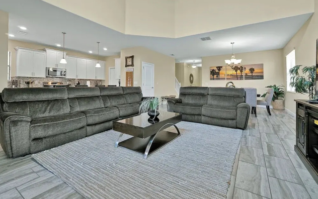 5424 Solterra Circle, Davenport,5beds
