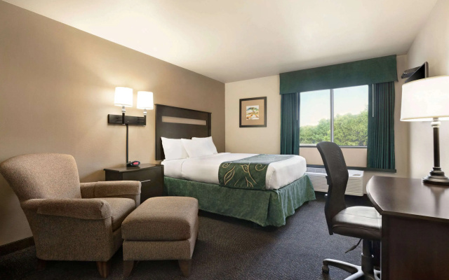 Travelodge by Wyndham Brunswick near Frederick