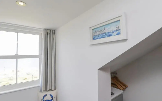 Foxton Penthouse