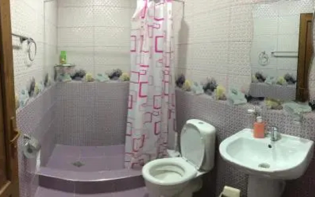 Areni Lodge Guest House & Cottage