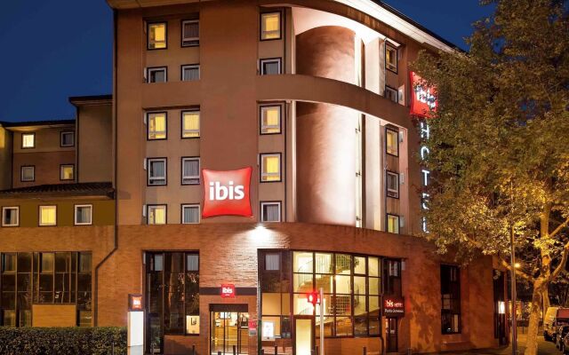 Отель ibis Toulouse Pont Jumeaux Франция, Тулуза - отзывы, цены и фото номеров - забронировать отель ibis Toulouse Pont Jumeaux онлайн вид на фасад