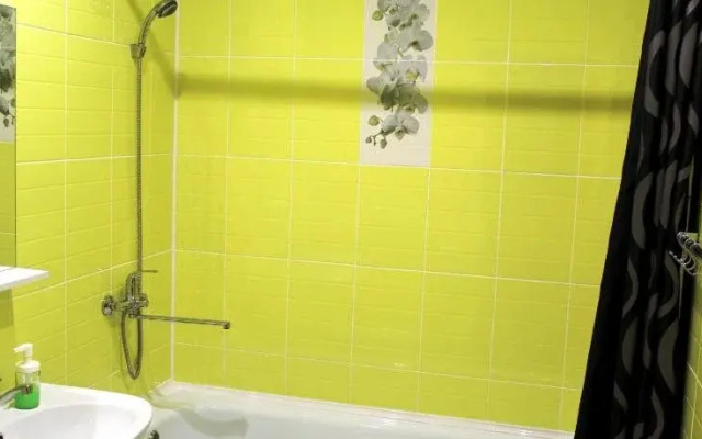 Oasis Hotel - Hostel