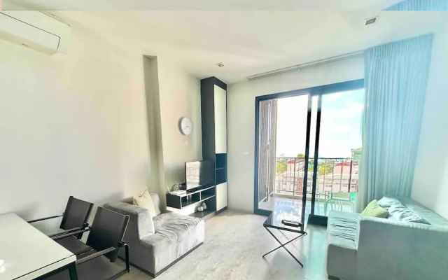 2 Bed Room Central Location-sea View Infinity Pool