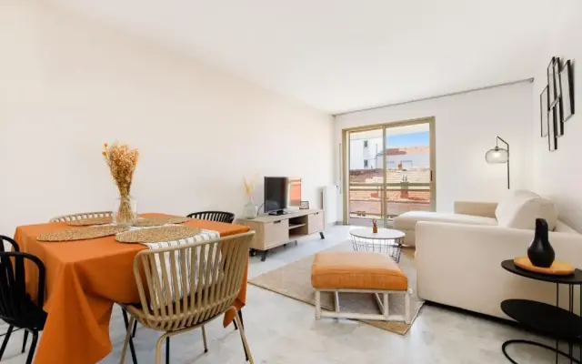 Cozy 1 Bedroom In The Heart Of Cannes